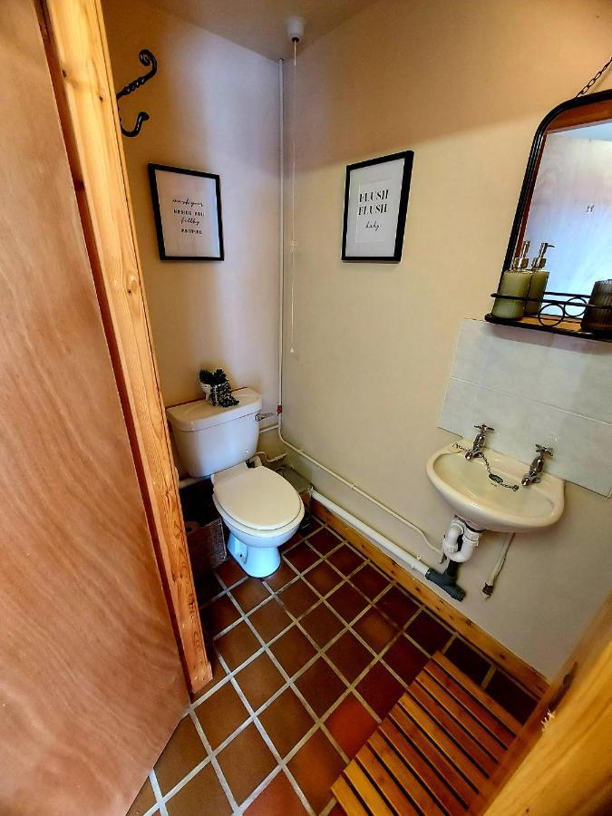The Kites Rest At Castle Creavie Farm Hotel Kirkcudbright Ngoại thất bức ảnh